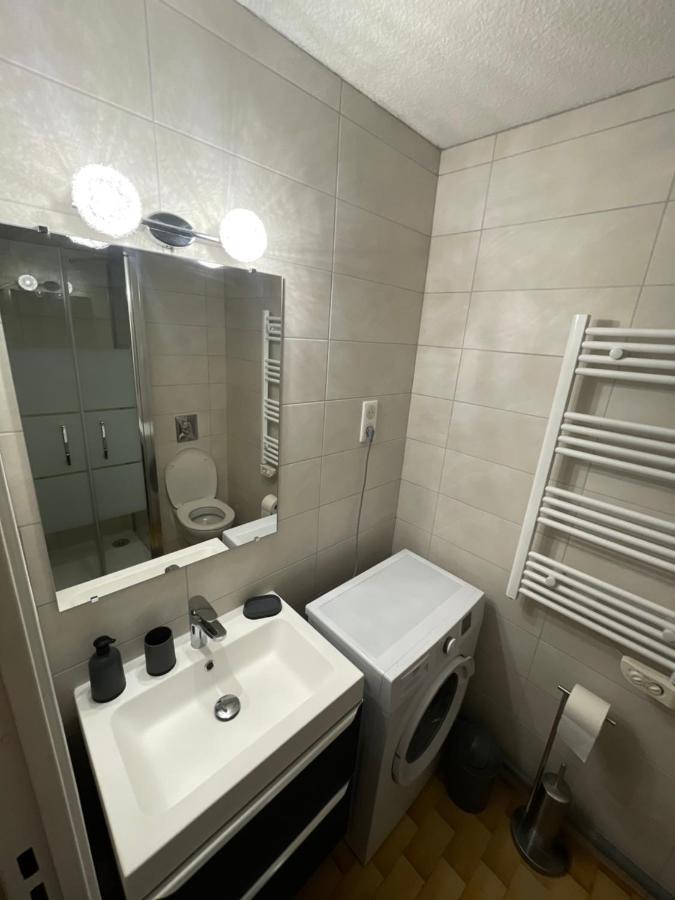 Studio Cabine Clim Wifi Parking Draps - 1 Etoile - Self Check-In Possible ラ・グランド・モット エクステリア 写真
